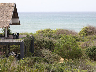 Jetwing Yala is beside the sea and close to Yala Block 1 © Gehan de Silva Wijeyeratne