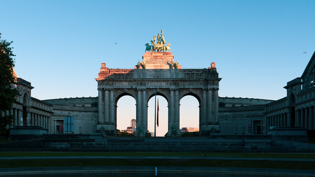 El despertar es triste, abandonar el cálido lecho produce escalofríos