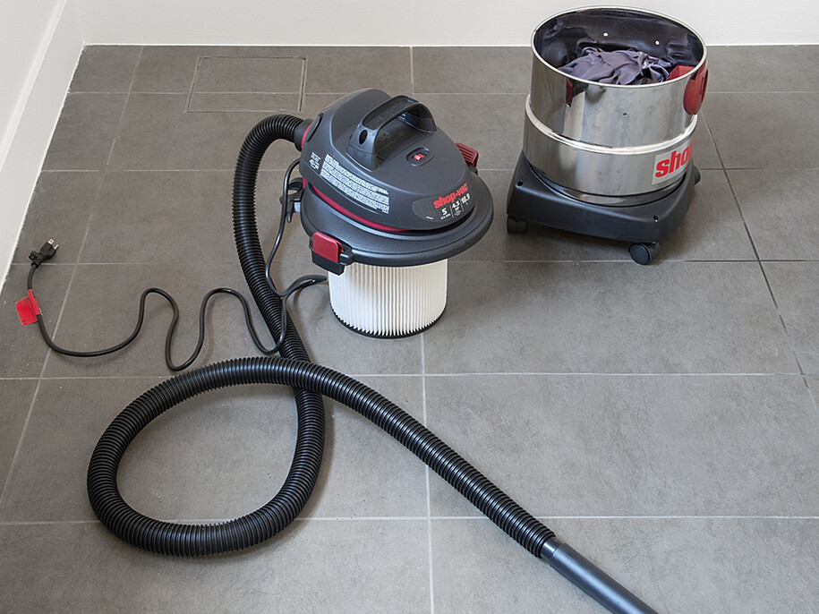 Keith J. Varadi,
Pawned Plot, 2015,
Shop Vac, 30 micro fiber cloths, 2.5 litres of WD-40,
variable dimensions