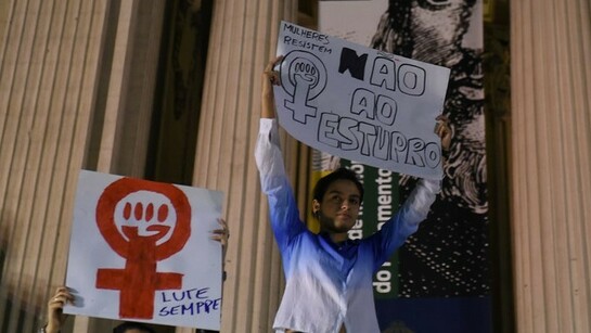 Protestos contra violações no Brasil. Foto: Vanderley Almeida