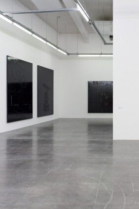 Ellen Gallagher with Edgar Cleijne. Courtesy of WIELS