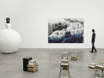 Lorna Simpson. Courtesy of Hauser & Wirth