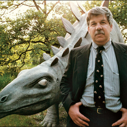 Stephen Jay Gould: docente di zoologia e geologia all'università di Harvard e profondo studioso dell'evoluzionismo