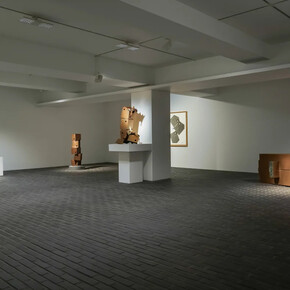 Um Tai-Jung, World worlds, exhibition view. Courtesy of Arario Gallery