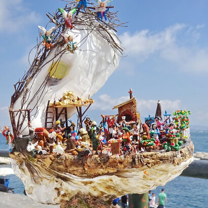 Pesebre frente al mar, obra de Mario Accurso
