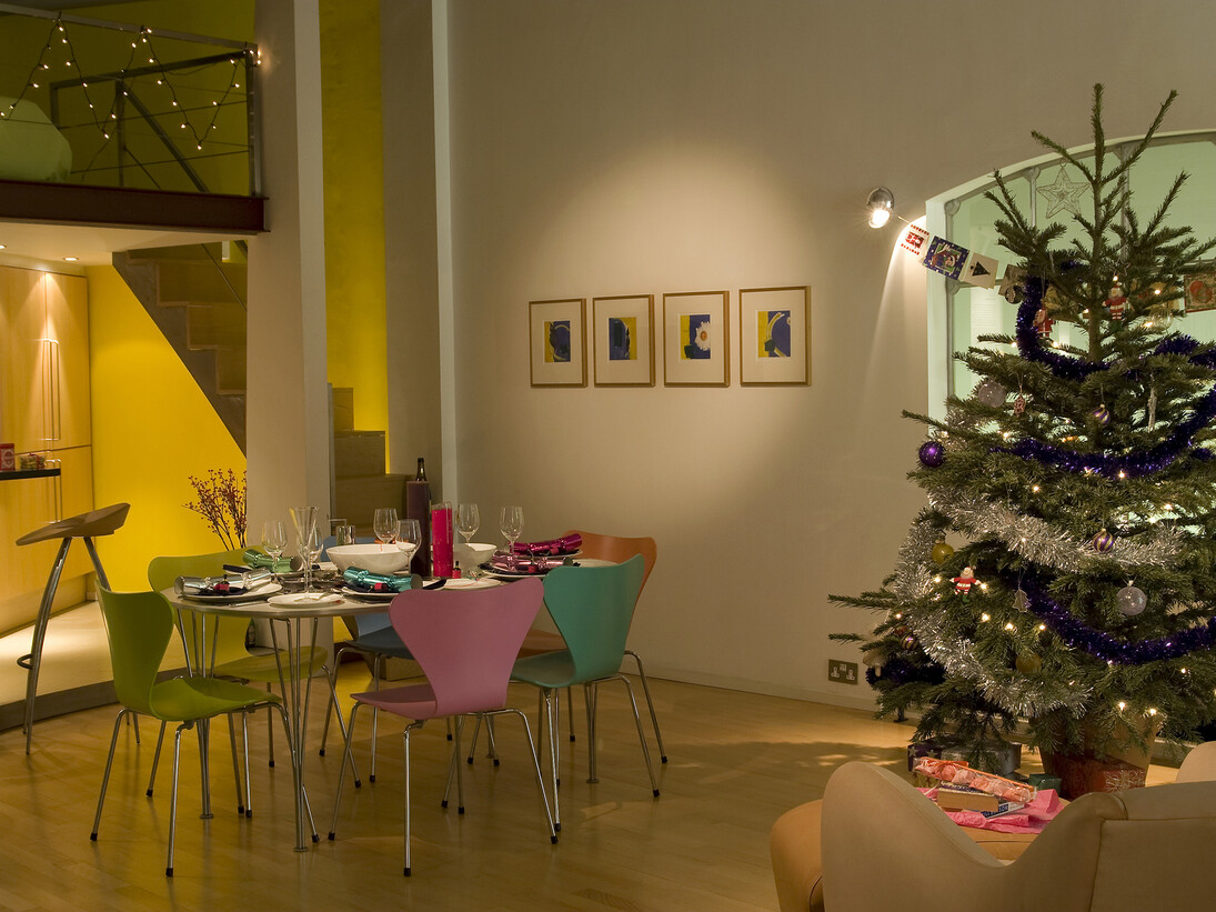 A loft-style apartment in 1998 © Jayne Lloyd
