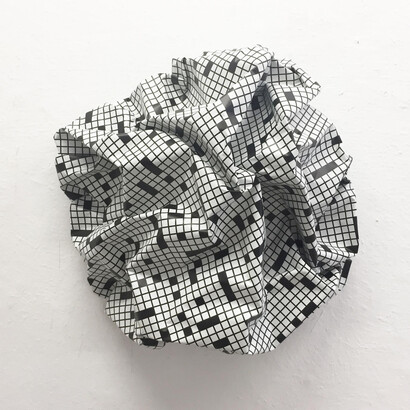 Esther Stocker, Untitled, 2020, sculpture, print on alu-carton, 68x70xh30 cm. Courtesy the artist and the gallery