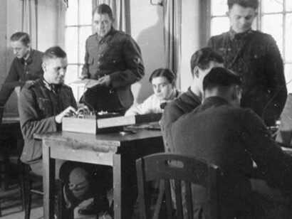 Máquina Enigma. Courtesy of Espacio Fundación Telefónica