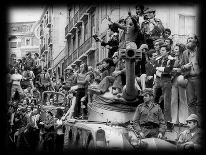 A Revolta dos Cravos, o fim da ditadura de Salazar (1974)