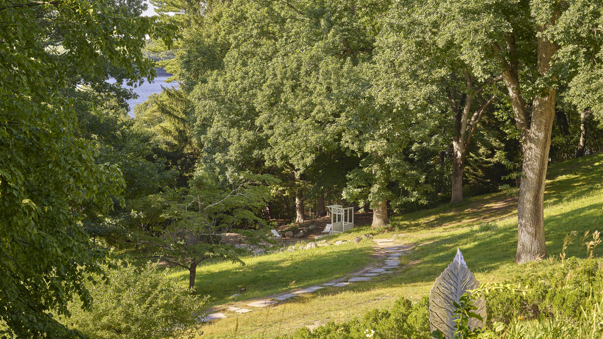 Cat Mazza, Taking the Cure. Courtesy of DeCordova Sculpture Park and Museum