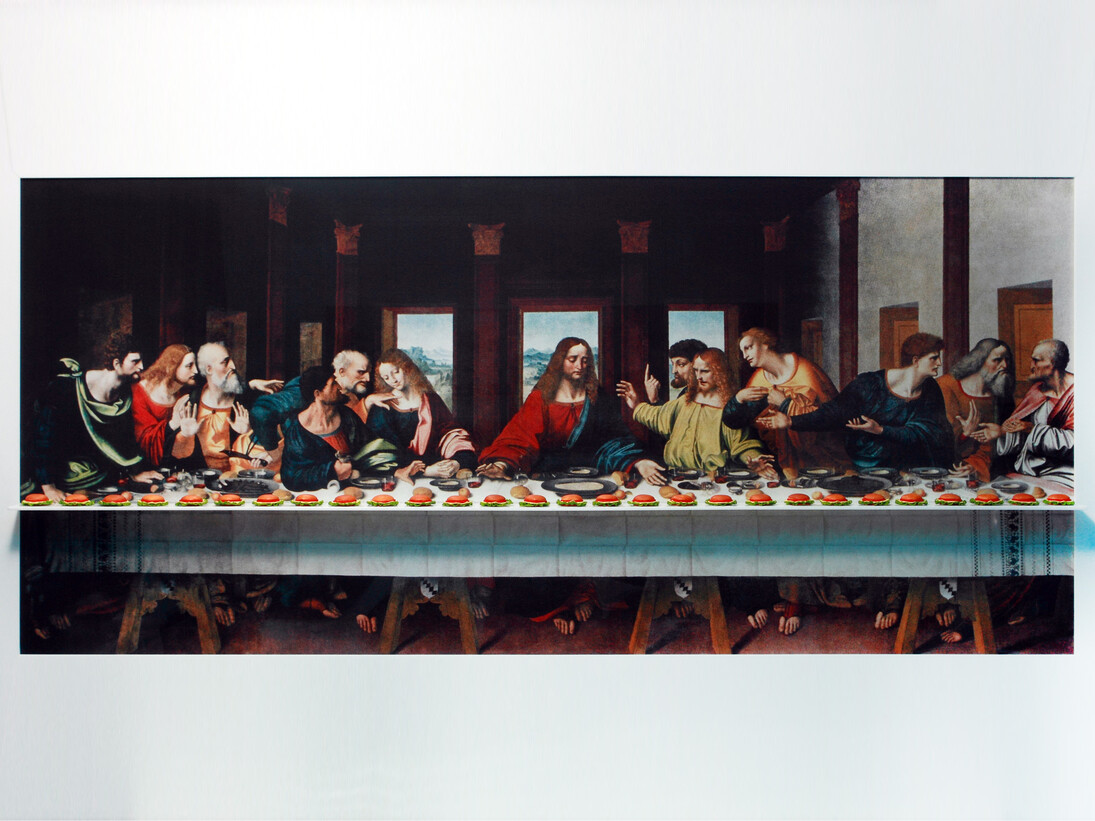 Nelson Leirner. Última ceia. 2013