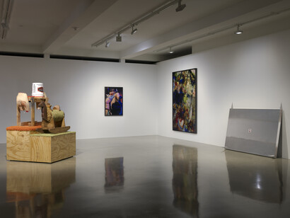 Various artists, Horror, exhibition view. Courtesy of Sprüth Magers. Photo by Robert Wedemeyer
