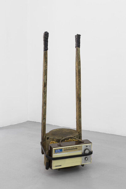 The Unbalanced Land. Courtesy of Galeria Madragoa