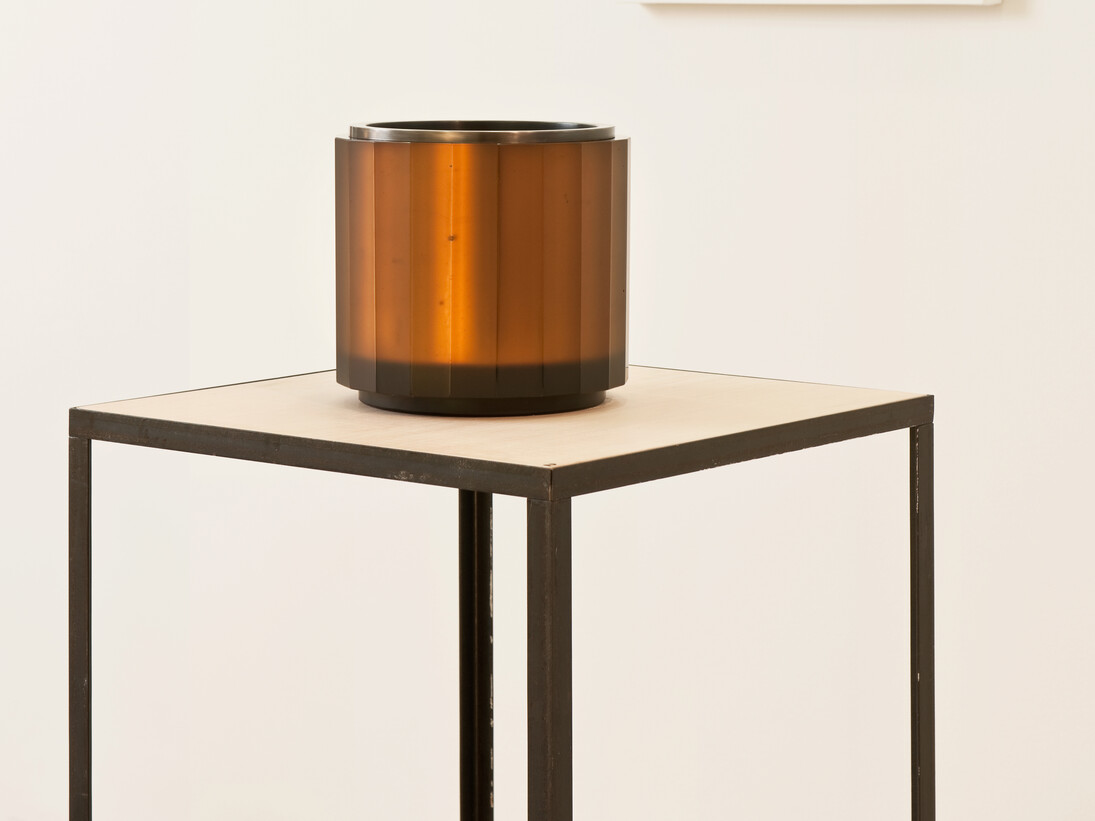 Anna Dickinson, installation view Glass Needs Space at von Bartha, 2010, courtesy von Bartha. Detail