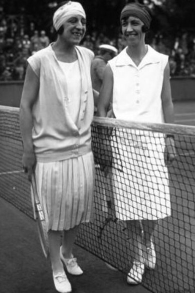 Tennis players Suzanne Lenglen and Dorothy Shepherd-Barron at the Racing Club de France in 1926