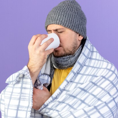 La vitamina C aiuta a sostenere il sistema immunitario e favorisce la produzione di collagene