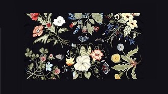 Dettaglio di foulard in seta multicolore nero Gucci Flora Kris Knight