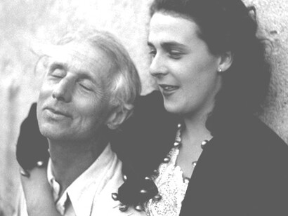 Il rapporto con Max Ernst fu il frutto di una dipendenza totalizzante in cui emergeva prepotente la figura paterna e autoritaria