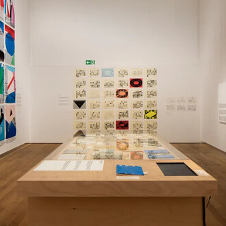 Verschiedene künstler, Japanische grafik heute, ausstellungsansicht. Mit freundlicher genehmigung des Museum für Gestaltung