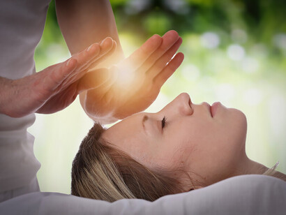 Arts énergétiques. On peut, entre autres, lister des disciplines comme le yoga, le tai-chi chuan, le Qi-Gong et le reiki