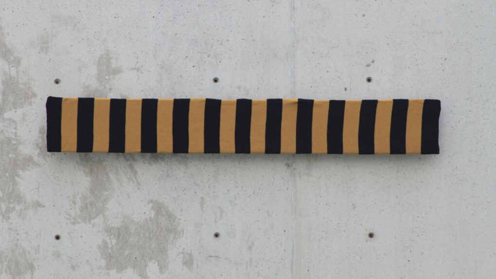 Cevdet Erek. Ruler Summer- Winter/ Regla verano-invierno, 2017,  Courtesy by the artist and MUAC