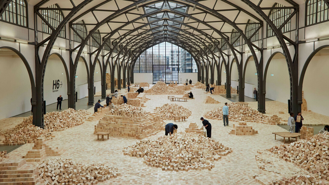 Lina Lapelytė, We make years out of hours, ausstellungsansicht. Mit freundlicher genehmigung des Hamburger Bahnhofs