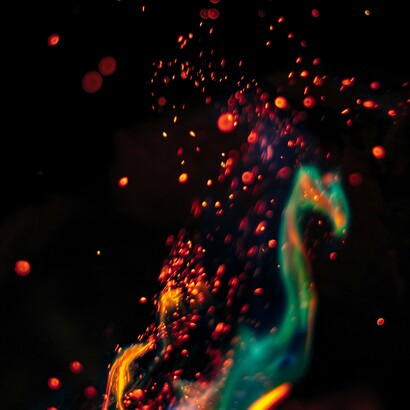 La tecnologia odierna, frutto di secoli di invenzioni, ci permette di esplorare l'universo e di comprendere meglio la nostra stessa esistenza