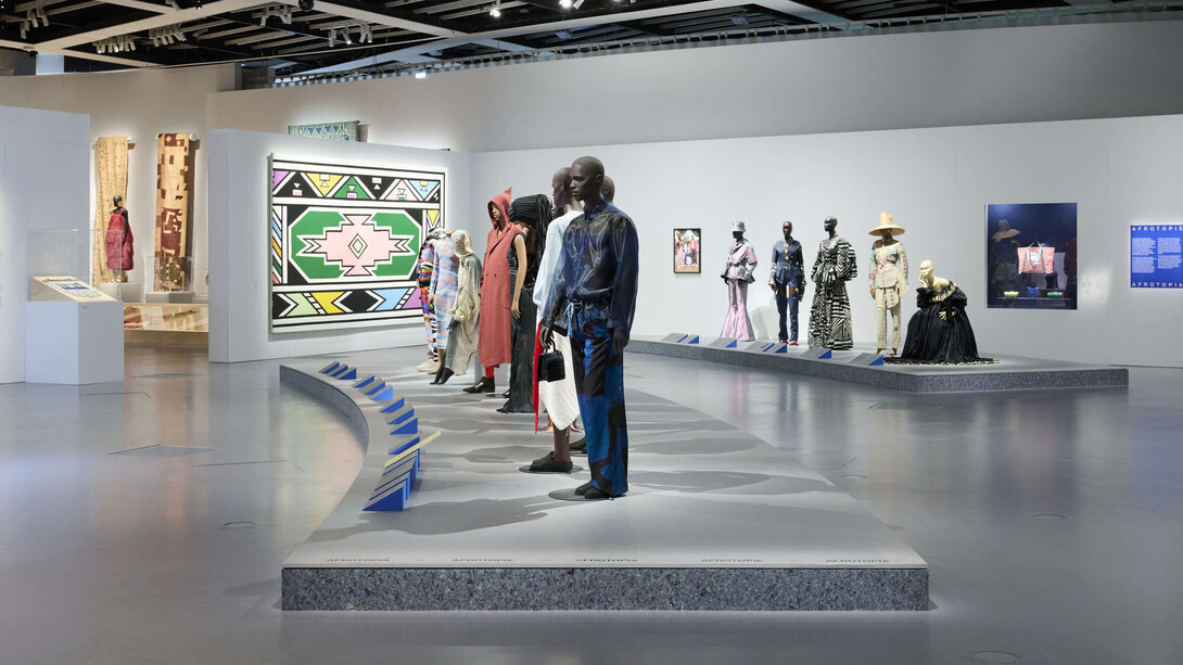 Africa fashion, vue d'exposition. Avec l'aimable autorisation du Musée du Quai Branly