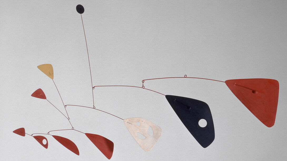 Mobile, c. 1949, Calder Alexander (1898-1976) © 2017 Calder Founda8on New York / ADAGP, Paris. Musée Na8onal d’art moderne, Centre Pompidou, Paris – Photo © Centre Pompidou, MNAM-CCI, Dist.RMN-Grand Palais / Philippe Migeat
