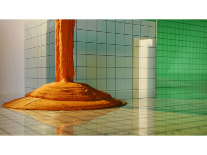 Szuper Gallery, Liquid Trust, 2014, video still, Courtesy Szuper Gallery and GRAD 