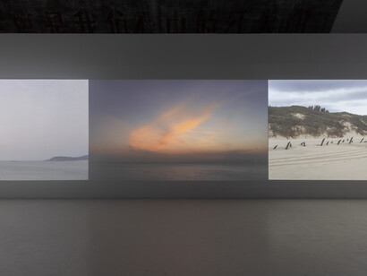 Che Jianquan, Water scroll, exhibition view. Courtesy of Tokyo Gallery + BTAP