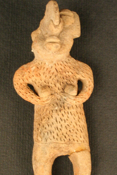 Figurilla antropomorfa femenina
Materiales: Cerámica
Desarrollos Regionales 500 a.C.- 500 d.C.