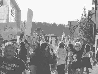 Americans protesting their right democratic right to freedom of speech