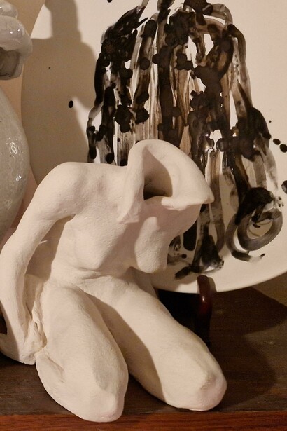 Igor Borozan, Amanti in blu", anno 2022, omaggio a San Valentino, ceramica decorata