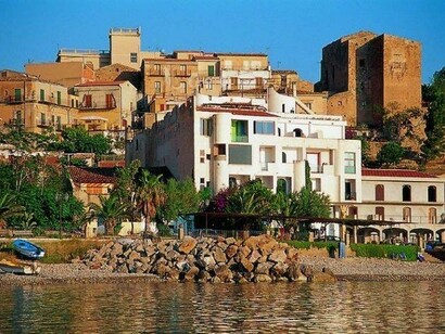 Atelier sul Mare a Castel di Tusa