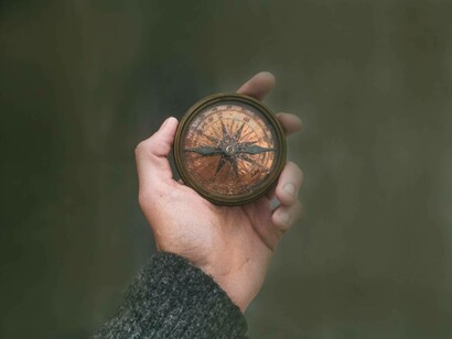 Using a compass to navigate through the unknown spaces