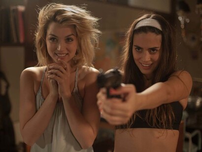 Festival de Sitges. Imágenes de la película "Knock knock", de los directores Eli Roth y Nicolás López