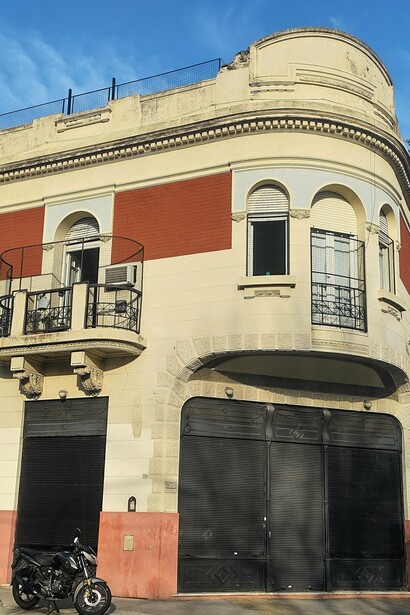 Building designed by Virginio Colombo located in the neighborhood of Flores, Buenos Aires, Argentina