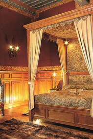 Château de Vault-de-Lugny: the King Room situated in the main wing