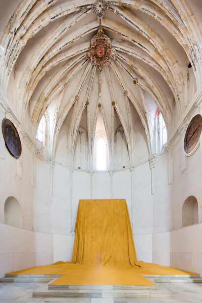 Delcy Morelos, Profundis, vista de exhibición. Cortesía del Centro Andaluz de Arte Contemporáneo. Foto por Pepe Morón