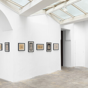 Duke Riley, Baigné de vos langueurs, exhibition view. Courtesy of Galerie GP & N Vallois