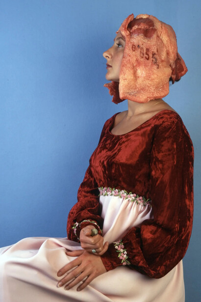 Julia Kissina, Katja (detail), 1997-1998. Courtesy of Kunstsammlungen Chemnitz