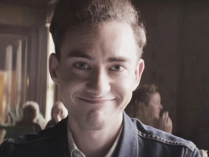 Olly Alexander as Ritchie Tozer in the TV show It's a Sin