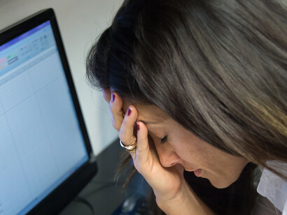 Una desventaja de la disponibilidad de información médica en línea es que puede causar preocupación a los pacientes