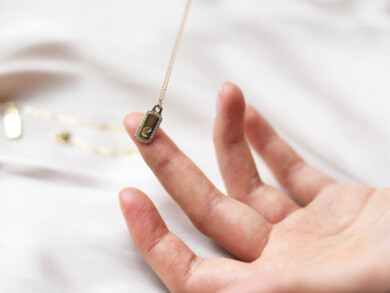 Mini Mini Jewels, Dog Tag