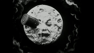 Filme Viagem à lua, de Georges Méliès. Um mágico de ofício, Georges Méliès, ficou louco ao ver essa projeção, adquiriu o equipamento dos irmãos Lumière e passou a produzir filmes de fantasia