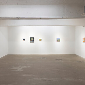 Dallas Lee, Tracing the subtle path of light, exhibition view. Courtesy of Gallery Exit 