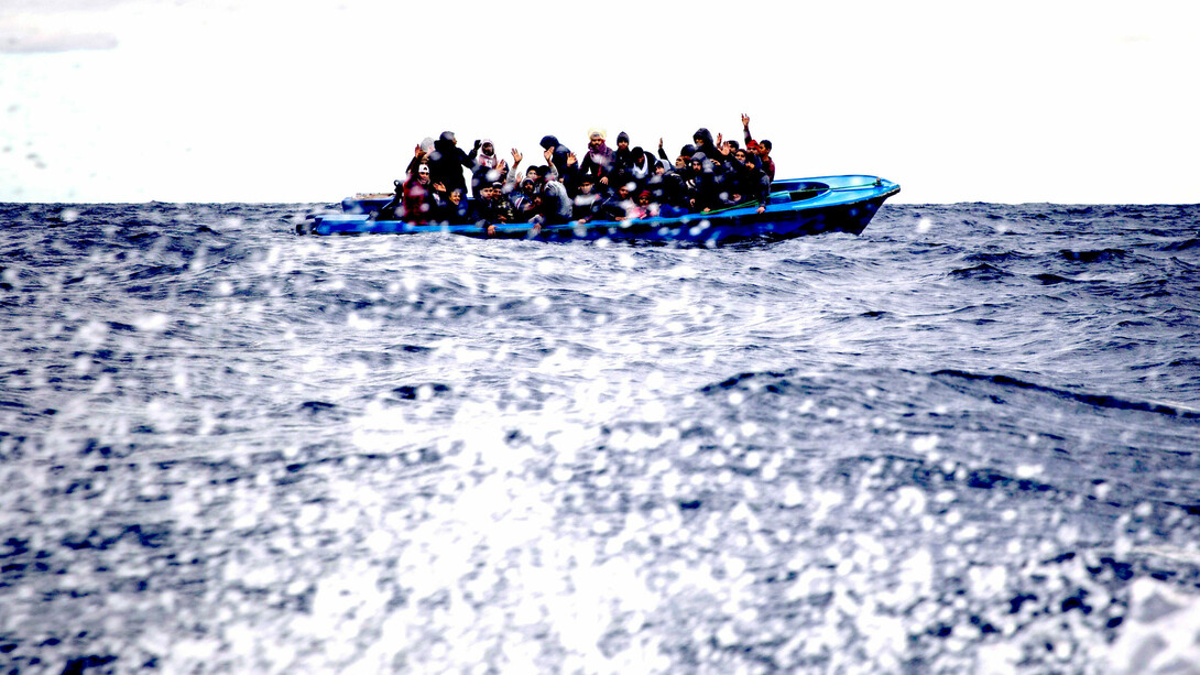 Con pandemia o sin pandemia, cientos de personas siguen cruzando el Mediterráneo cada semana huyendo del hambre y la guerra 