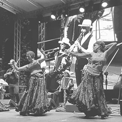 "Alexian Group": música y danza