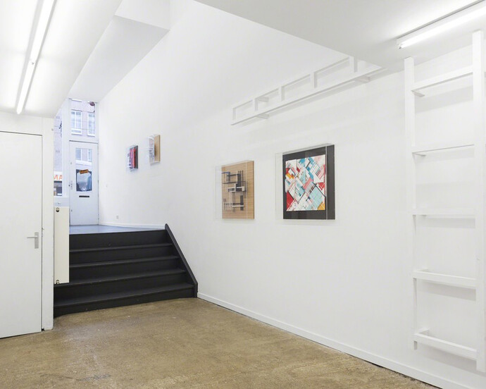 Space. Courtesy of Mini Galerie
